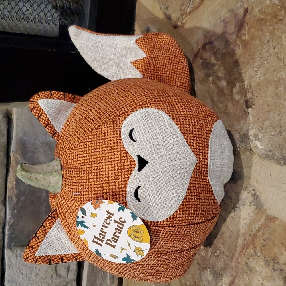 Pumpkin shaped Fox decor